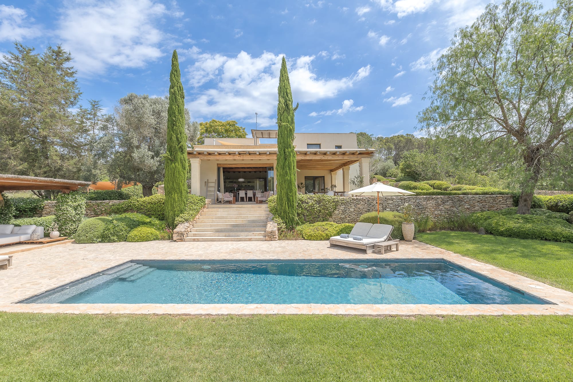 Beautiful countryside family luxury villa near Santa Gertrudis